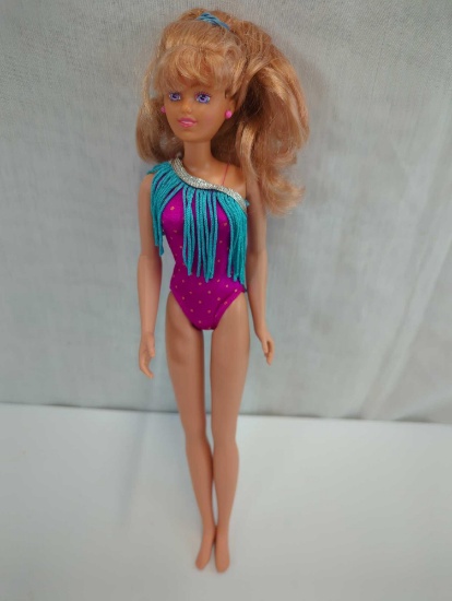 HASBRO 12" MAXIE CHEERLEADER CARLY BARBIE DOLL NO BOX NOT COMPLETE