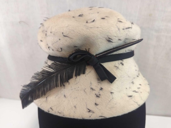 HENRY POLLOCK WOOL LADIES OFF WHITE AND BLACK LADIES HAT WITH FEATHER
