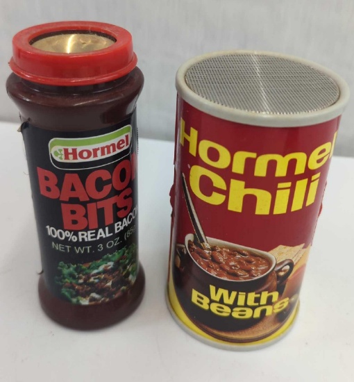 1970's HORMEL CHILI RADIO (WORKS) - BACON BIT FLASHLIGHT NOT WORKING - BULB?