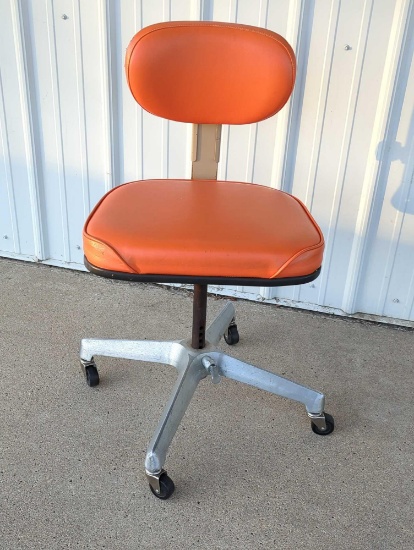 VINTAGE CRAMER OFFICE CHAIR - MCM