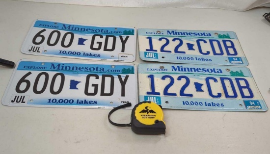 MINNESOTA LICENSE PLATES & MINNESOTA LOTTERY TAPE MEASURE