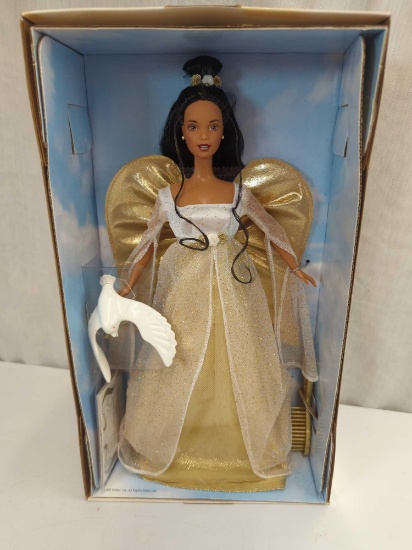 BARBIE DOLL1999 AN AVON SPECIAL EDITION ANGELIC INSPIRATIONS BARBIE AFRICAN AMERICAN F260631 IN BOX