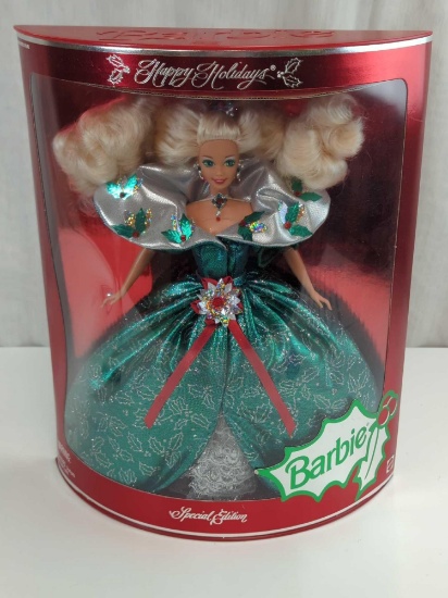 BARBIE DOLL 1995 SPECIAL EDITION HAPPY HOLIDAYS IN BOX BY MATTEL