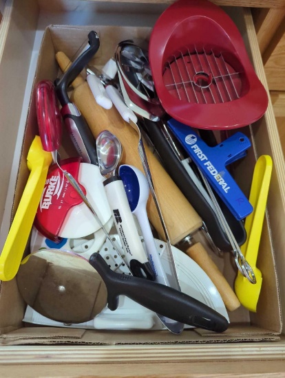 Pizza Cutter ,Rolling pin, clips tongs ICE cream scoop apple cores & more