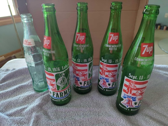 7UP COMMEMORATE GLASS BOTTLES SEPT. 13-19 1976 & DIET COKE BOTTLE