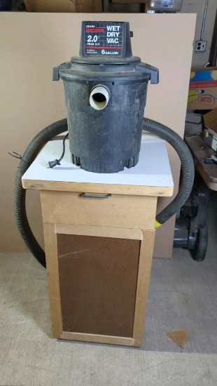 Dust collector cabinet Sears - Craftsman 6 Gallon Wet/Dry vac