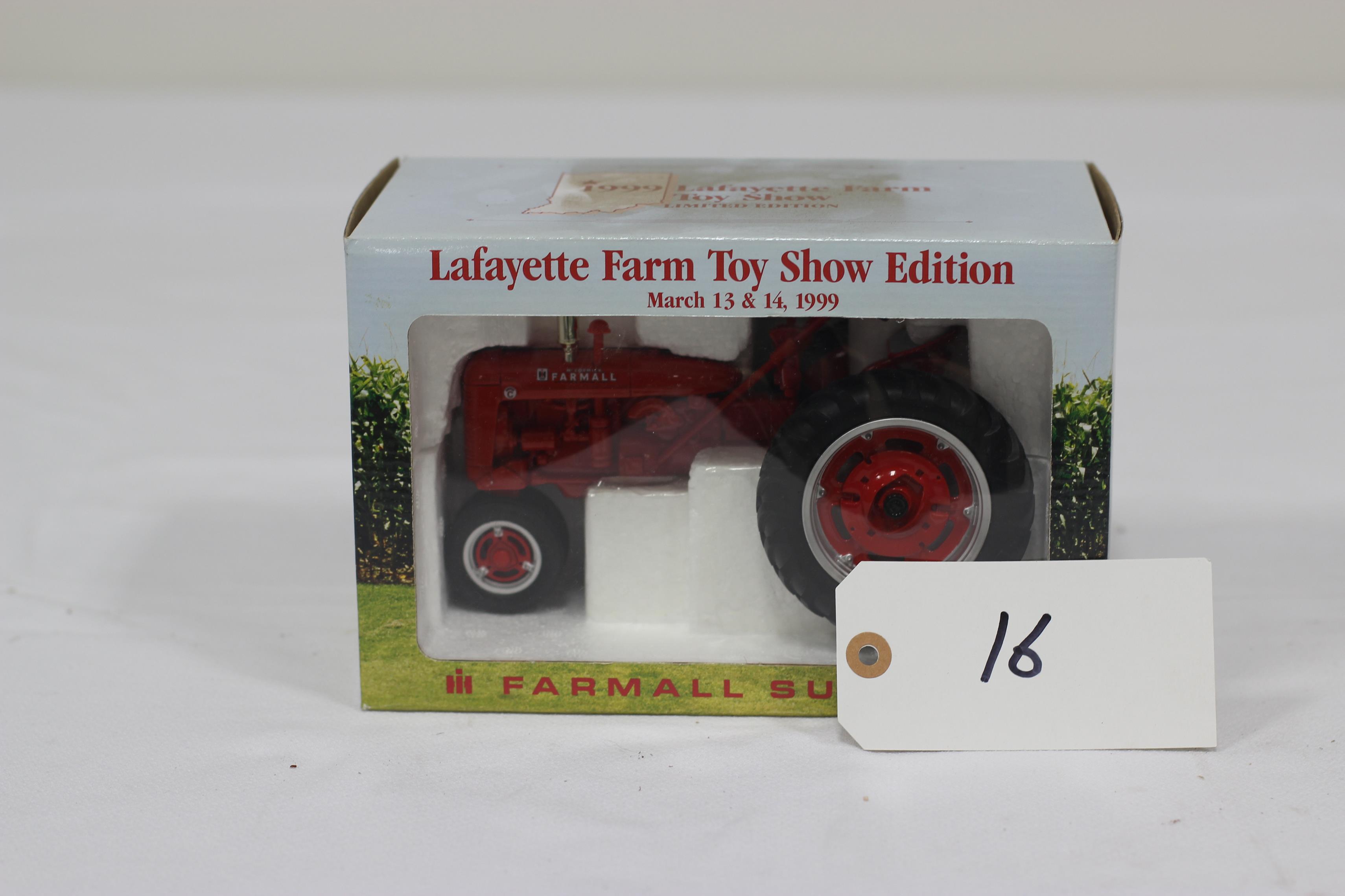 Farmall super c toy tractor sales