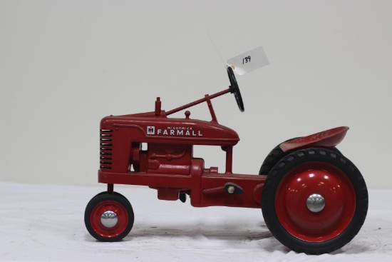 #139 1949 FARMALL H OPEN GRILL SMALL PEDAL TRACTOR