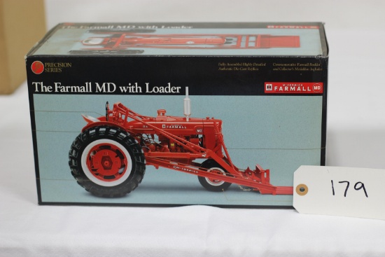 #179 FARMALL MD TRACTOR WITH LOADER 1/16-SCALE PRECISION SERIES NO. 10 (NIB)