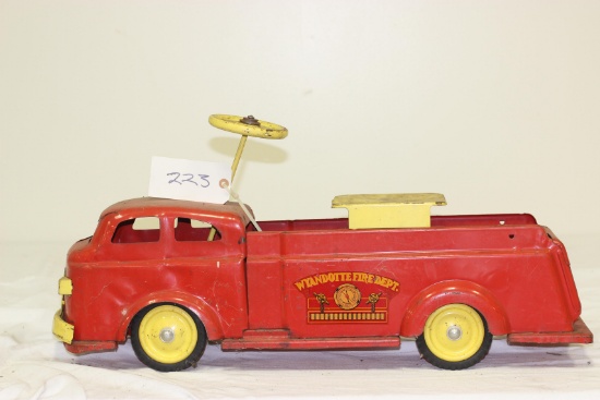 #223 WYANDOTTE FIRE DEPT. CHILD'S RIDE-ON TOY