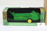 #19 JOHN DEERE 1952 SPREADER MODEL 