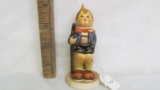 Hummel figurine: Lil Hiker (damaged)