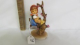 Hummel figurine: Apple Tree Girl