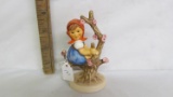 Hummel figurine: Apple Tree Girl