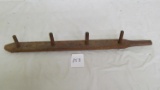 Primitive 4-peg hat rack 31