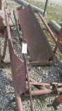 28-4 OLD FARMALL LOADER FRAME WITH CYLINDERS AND P