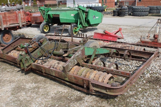 20-14: BRILLION 15' CULTIMULCHER