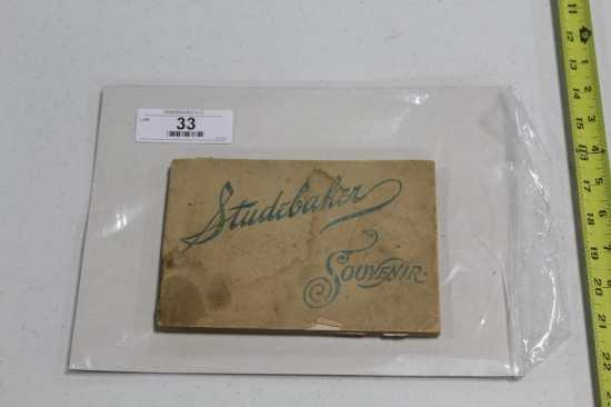 1893 STUDEBACKER ILLUSTRATED SOUVENIR COLOR BROCHURE WITH WEAR TO BACK CORN