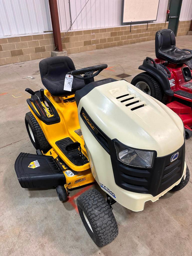 22-12: CUB CADET LTX1040 MOWER, 42