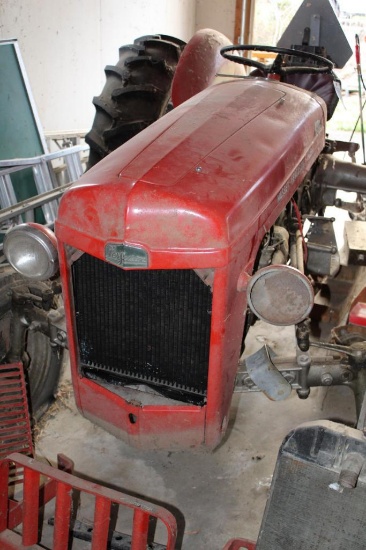 MASSEY FERGUSON 35 TRACTOR, NEEDS WORK, ODOMETER READS 195 HRS.