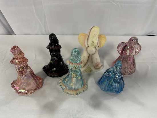 (6) PCS. FENTON FIGURINES, INCLUDING (5) HAND-PAINTED AND ARTIST SIGNED