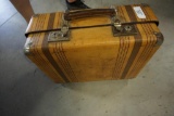 VINTAGE LUGGAGE