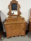 OAK 5-DRAWER STEPBACK DRESSER AND MIRROR, 38