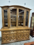 THOMASVILLE OAK 2-PC HUTCH, WITH METAL GRID DECORATION IN DOORS, 70