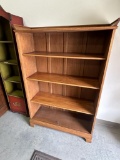 OAK 3-SHELF BOOKCASE MISSING DOORS, 36