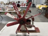 VINTAGE MECHANICAL WOOD WHIRLIGIG TOY