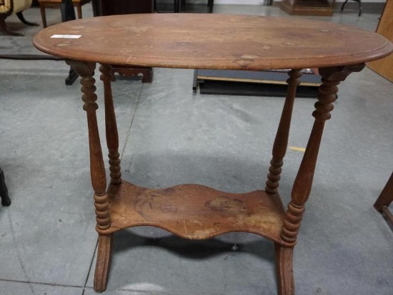 OAK OVAL PARLOR TABLE, 32.5" X 19.5" X 29"