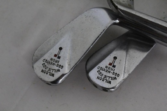 5 WILSON STEEL SHAFT IRONS - WILLIE OGG