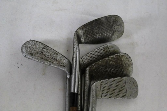 4 MACGREGOR ERNEST JONES IRONS & 1 PGA IRON