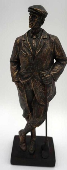 GOLFER STATUE