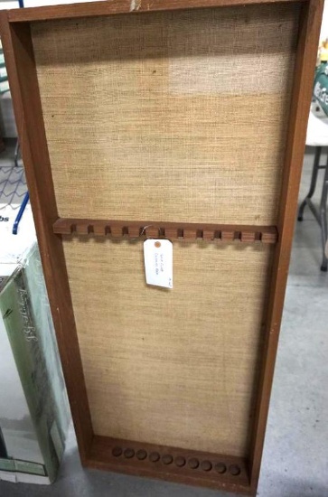 GOLF CLUB DISPLAY CASE