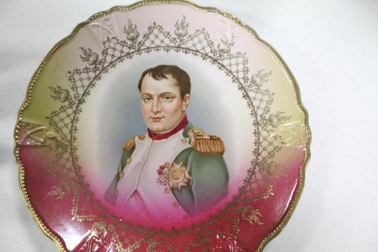 ARTIST SIGNED NAPOLEON HANDPAINTED PLATE, 9.5" DIA.