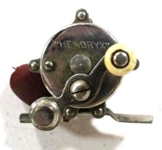 SMALL HENDRICKS FISHING REEL