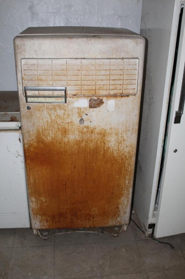 CONTENTS OF KITCHEN
