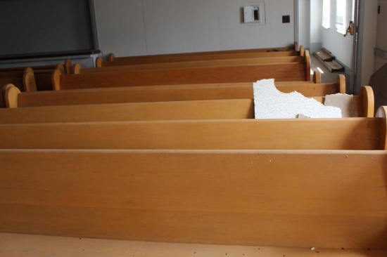 (18) 10' CHURCH PEWS