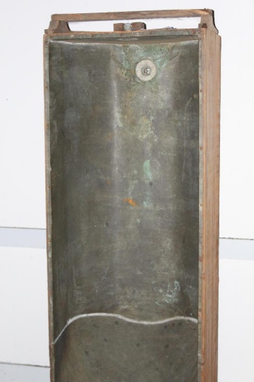GALVANIZED WOOD FRAME BATH TUB