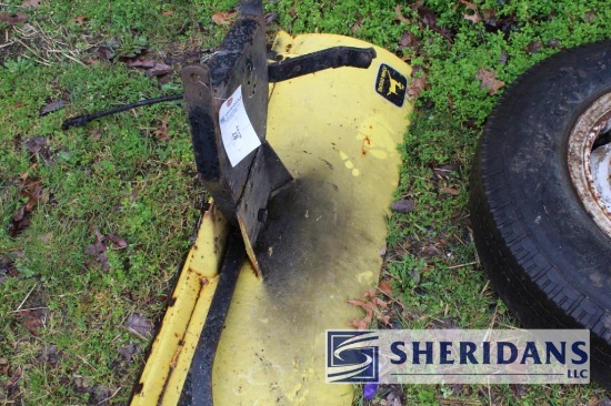 8-11: JOHN DEERE GARDEN TRACTOR 36" BLADE