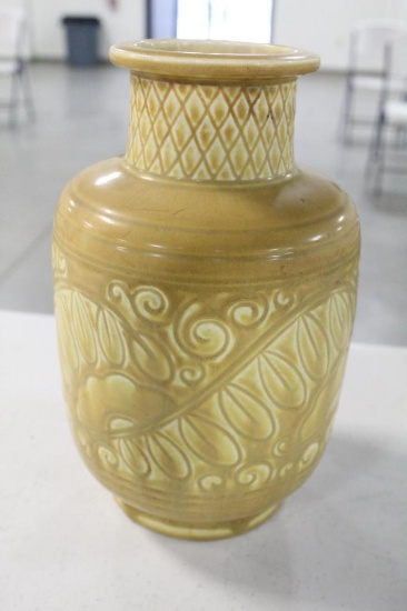 1945 ROOKWOOD EMBOSSED VASE, 9.5"