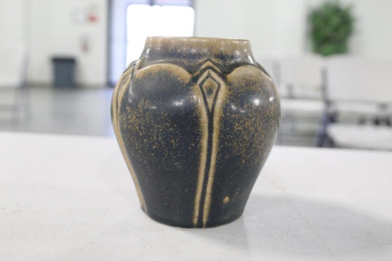 1924 ROOKWOOD ARTS & CRAFTS VASE, 4"