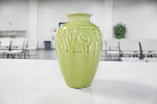 1932 ROOKWOOD EMBOSSED VASE, SLIGHT CRAZING, SLIGHT RIM CHIP, 5.5"