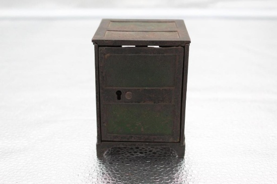 2-PANEL SAFE BANK, BY GREY IRON, 2.75" X 2.75" X 3.5"