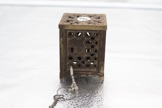 CIRCLE GRID SAFE BANK, CAST IRON, 2.25" X 2.5" X 2.38"