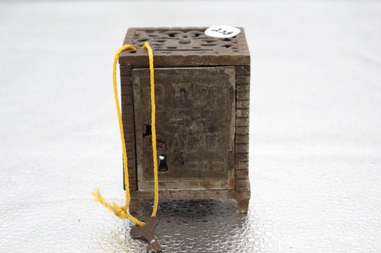 PET SAFE CAST IRON BANK, MADE BY WING, 2.5" X 2.75" X 3"