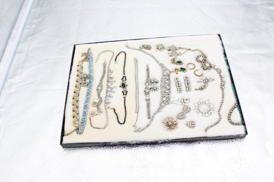 DISPLAY CASE OF VINTAGE COSTUME JEWELRY