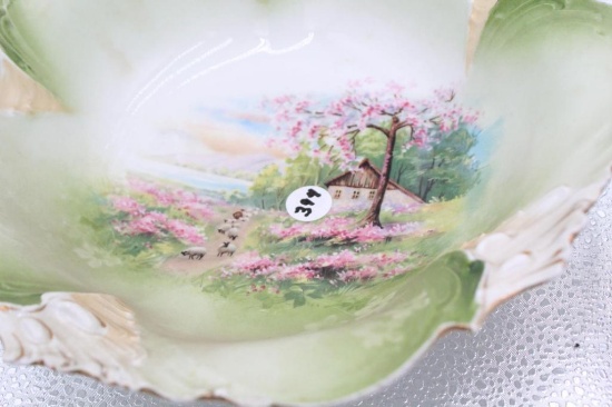 PAIR OF MARKED RS PRUSSIA SERVING BOWL