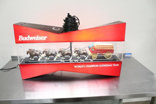 LIGHTED BUDWEISER WORLD'S CHAMPION CLYDESDALE TEA DISPLAY, 34.25" x 19" x 6